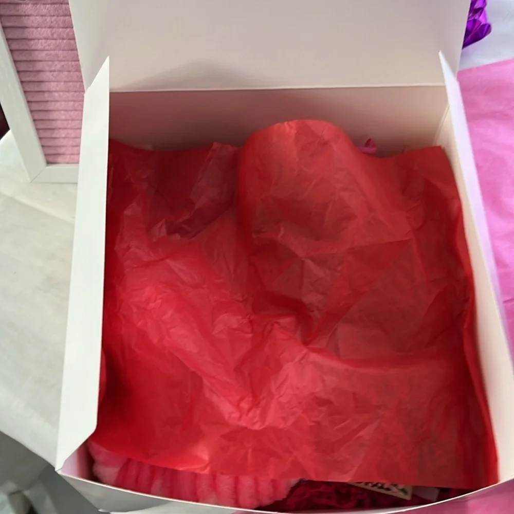 Mother’s Day Spa Bundle Gift Box! - Picture 10 of 11